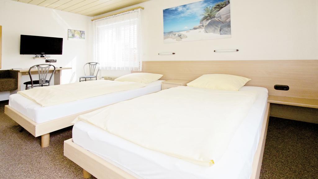 Hotel Victoria Weil am Rhein Ruang foto
